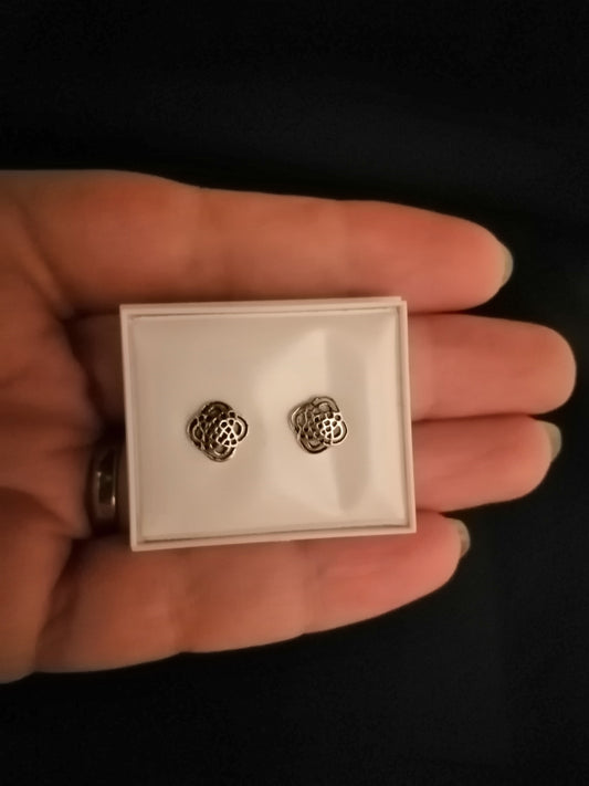 Celtic Stud Earrings in 925 Sterling Silver