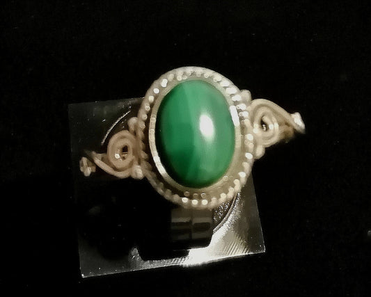 MALACHITE RING SIZE O In 925 sterling silver