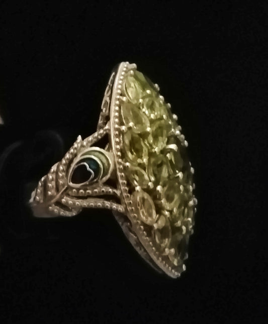 BIG PERIDOT CLUSTER PEACOCK RING SIZE O In 925 sterling silver
